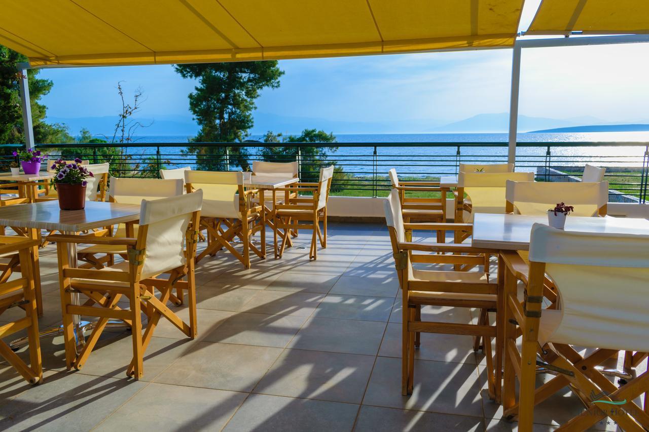 Junior Hotel Íria Kültér fotó