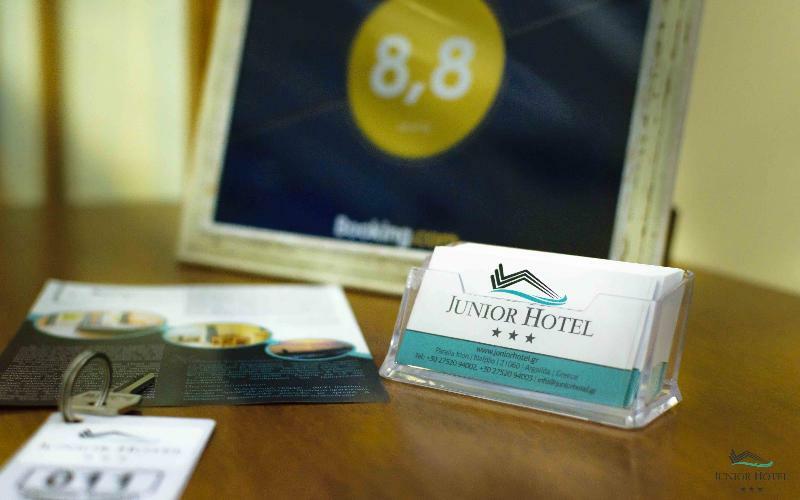 Junior Hotel Íria Kültér fotó